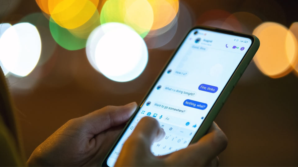 text to a girl